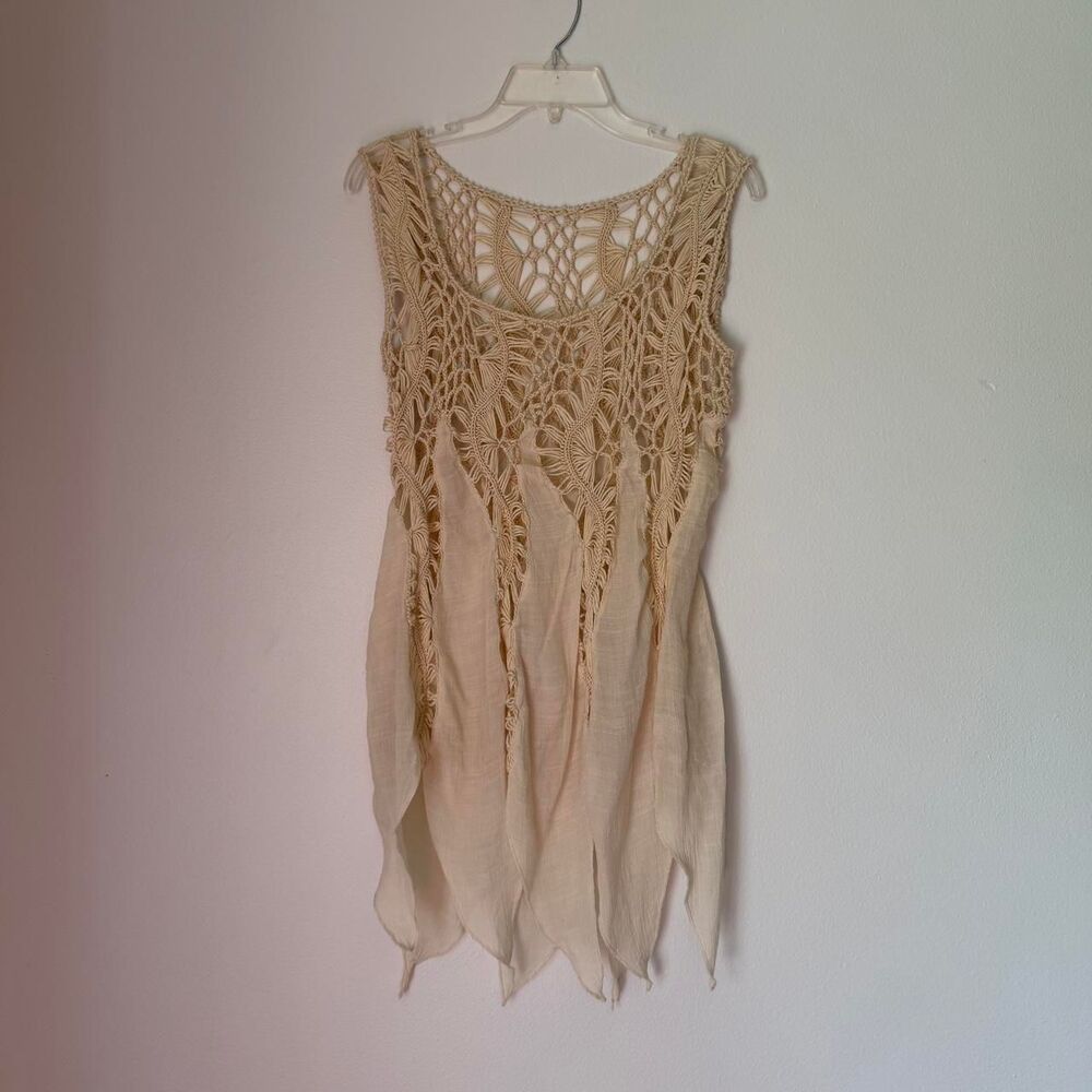 Cream crochet tunic / shirt top uneven flowy hem M MEDIUM